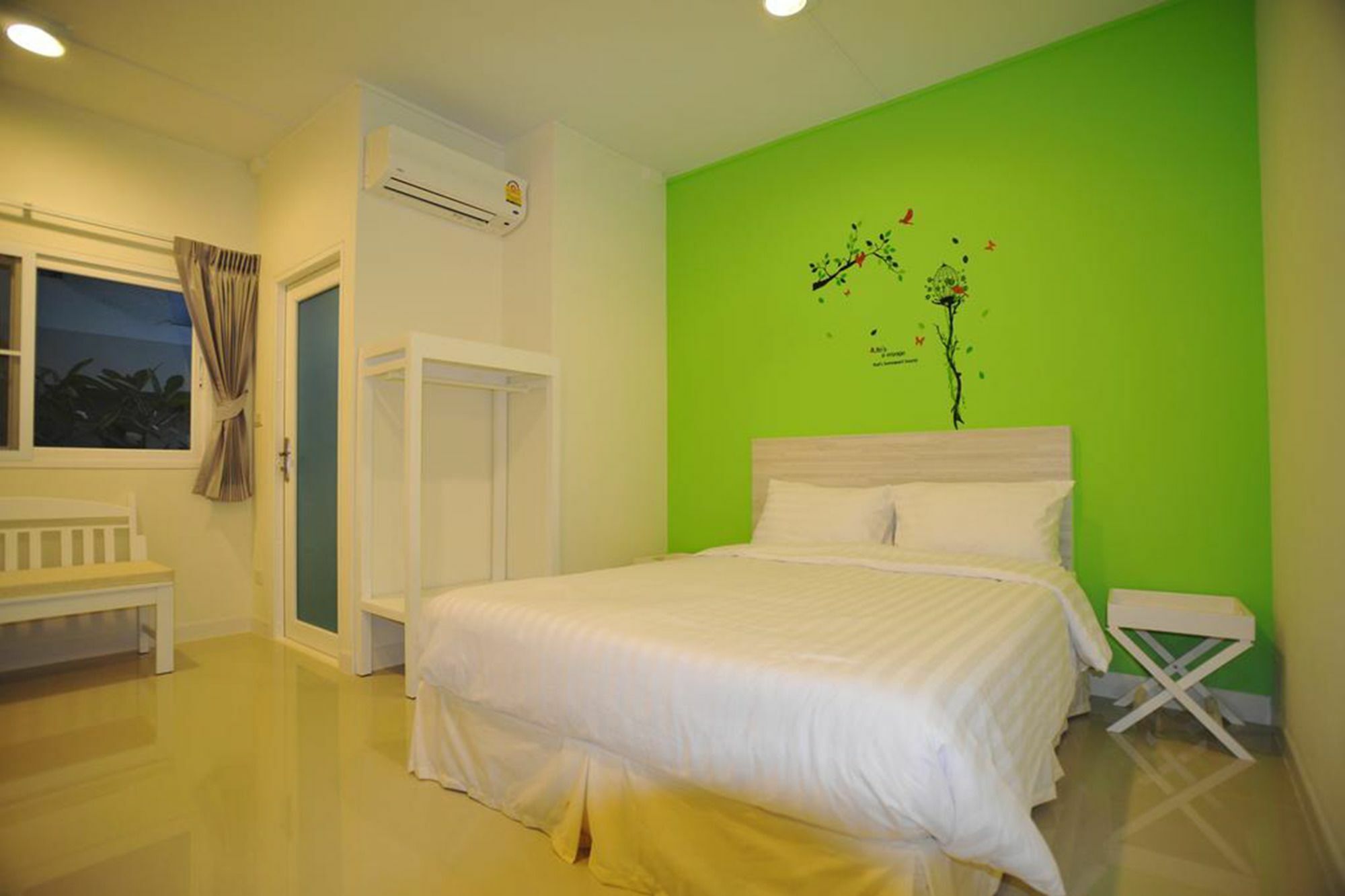 The Garden Living Hotel Bangkok Exterior photo